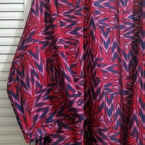 Gorgeous LuLaRoe Lindsay Size L Like New!